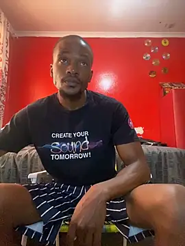 Snapshot of BaggyDirt chatting on 30, 10, 2025 BaggyDirt online show from 30, 10, 2025