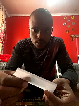 Snapshot of BaggyDirt chatting on 11, 11, 2025 BaggyDirt online show from 11, 11, 2025