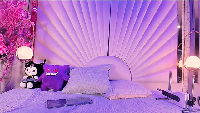 VesperVelvet online show from 11, 5, 2026