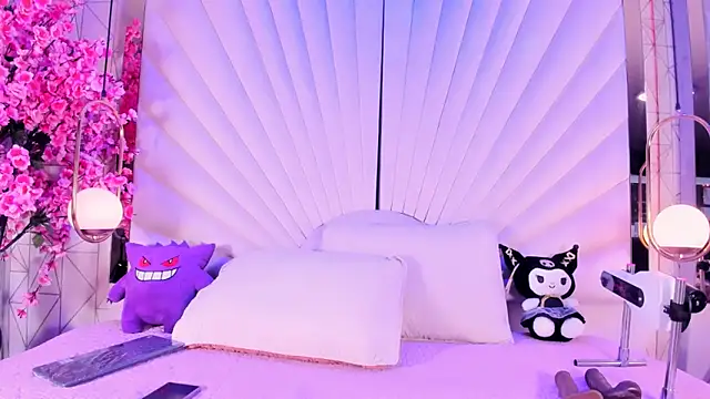 VesperVelvet online show from 9, 5, 2026