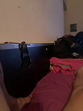 crisfootlicker online show from 5, 7, 2026