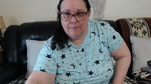 Juicy Julie469 online show from 22, 4, 2026