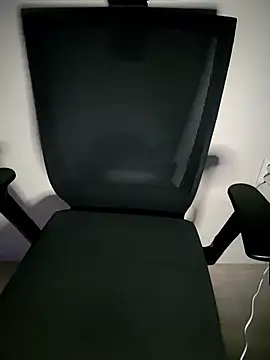 111owo111 online show from 14, 11, 2025