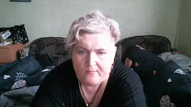 Snapshot of Lana555 chatting on 12, 11, 2025 Lana555 online show from 12, 11, 2025