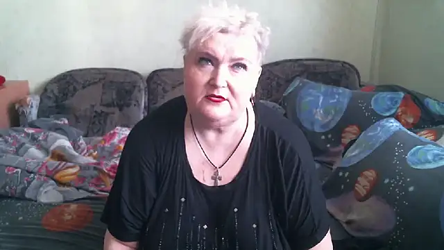 Snapshot of Lana555 chatting on 17, 7, 2026 Lana555 online show from 17, 7, 2026