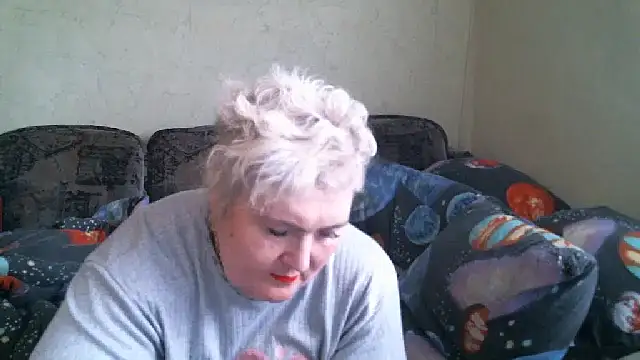 Snapshot of Lana555 chatting on 12, 10, 2025 Lana555 online show from 12, 10, 2025