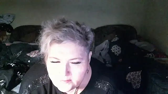 Snapshot of Lana555 chatting on 16, 11, 2025 Lana555 online show from 16, 11, 2025