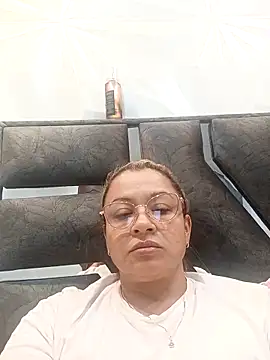 Asuna yuuky online show from 21, 12, 2025