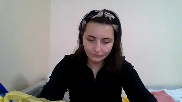 DInaraXRose online show from 8, 10, 2025