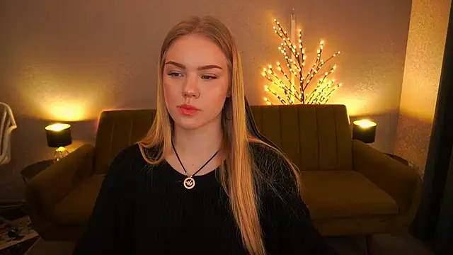 CelesteNoir online show from 2, 12, 2025