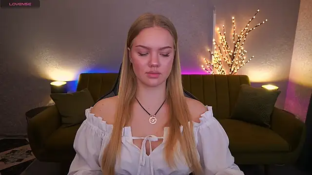 CelesteNoir online show from 13, 11, 2025