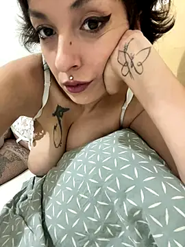Snapshot of Piggiteablacktea chatting on 24, 9, 2025 Piggiteablacktea online show from 24, 9, 2025
