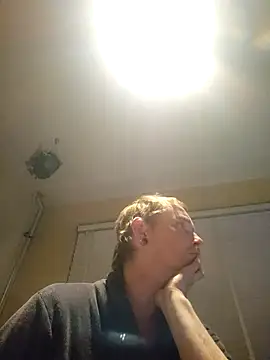 piercingpik online show from 13, 11, 2025