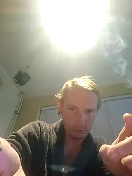 piercingpik online show from 4, 11, 2025