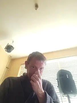 piercingpik online show from 14, 5, 2026