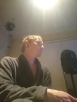 piercingpik online show from 20, 4, 2026