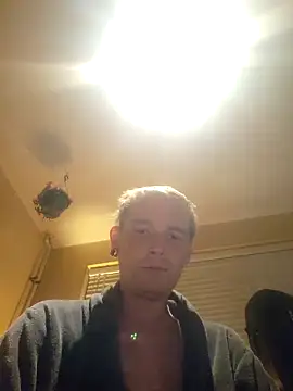 piercingpik online show from 21, 4, 2026