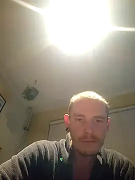 piercingpik online show from 15, 1, 2026