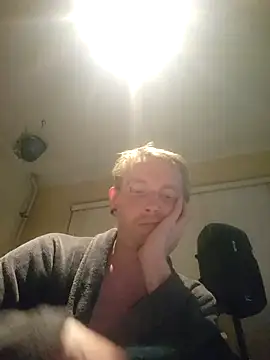 piercingpik online show from 12, 5, 2026