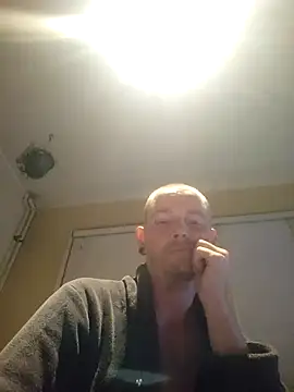 Snapshot of piercingpik chatting on 9, 6, 2026 piercingpik online show from 9, 6, 2026