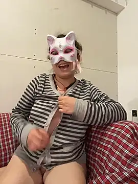 Lucy YupiSweet online show from 4, 3, 2026