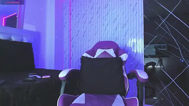 chloe jacksonn online show from 22, 10, 2025