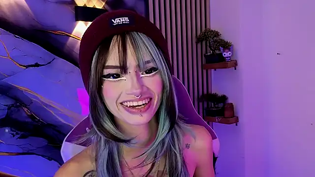 Snapshot of chloe_jacksonn chatting on 17, 7, 2026 chloe jacksonn online show from 17, 7, 2026