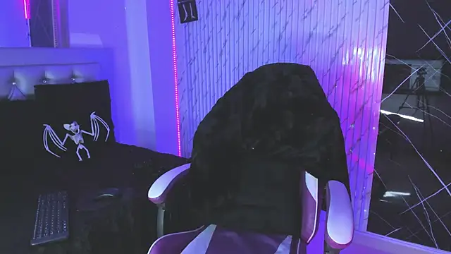 chloe jacksonn online show from 11, 11, 2025