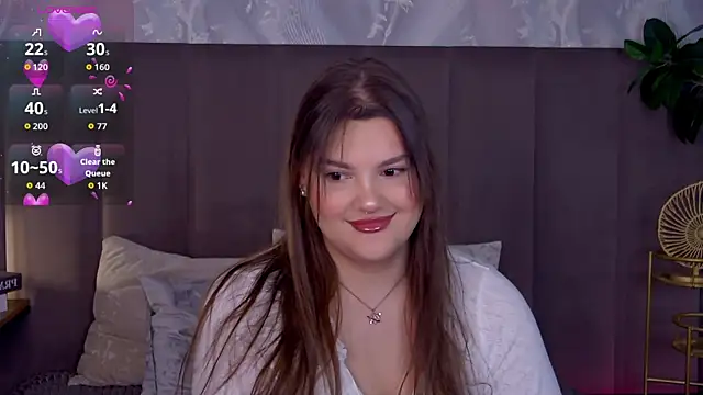 EmilyHyde online show from 16, 11, 2025