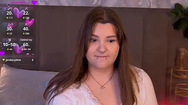 EmilyHyde online show from 17, 2, 2026