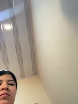 Vliacoooper2 online show from 5, 4, 2026