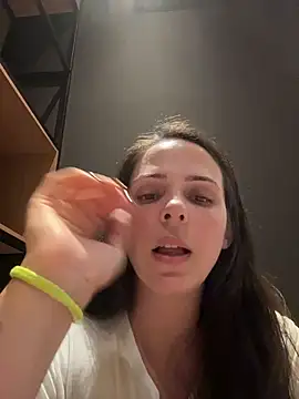 Lady LauraRose online show from 5, 2, 2026