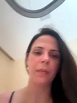 Snapshot of Lady_LauraRose chatting on 18, 10, 2025 Lady LauraRose online show from 18, 10, 2025