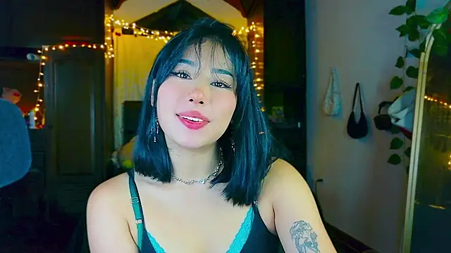 Shisuku Sophi online show from 26, 4, 2026