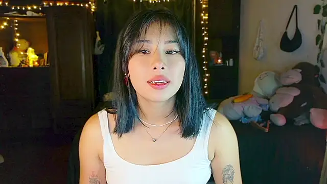 Snapshot of Shisuku_Sophi chatting on 17, 5, 2026 Shisuku Sophi online show from 17, 5, 2026