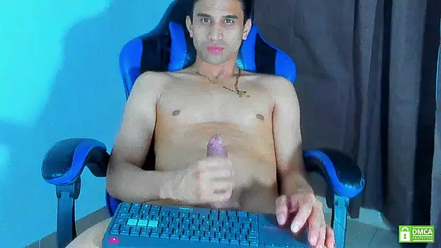 Camachito332 online show from 22, 7, 2026