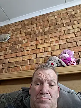 wallacelegend online show from 11, 11, 2025