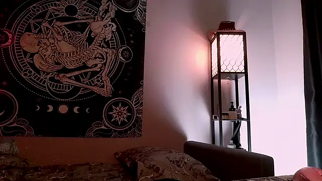 poisondevotion online show from 4, 3, 2026