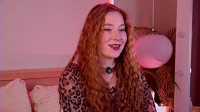 Snapshot of MiaEuphoria_ chatting on 4, 2, 2026 MiaEuphoria online show from 4, 2, 2026