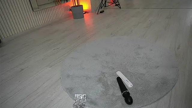 EmmaBlanco online show from 15, 10, 2025