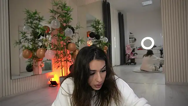 EmmaBlanco online show from 25, 11, 2025