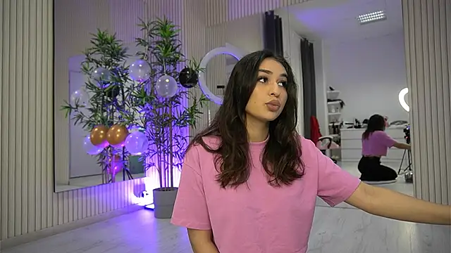 EmmaBlanco online show from 13, 11, 2025