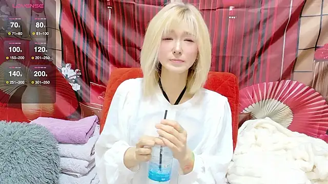 Snapshot of kimagure-fu- chatting on 26, 5, 2026 kimagure-fu- online show from 26, 5, 2026