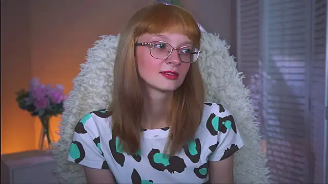 MollyJiggles online show from 30, 9, 2025