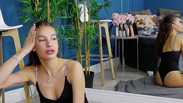 KimmDaviss online show from 25, 10, 2025