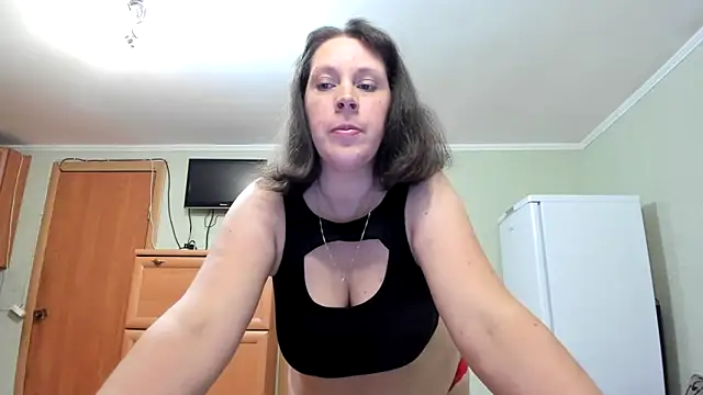 Snapshot of KATTYWARM_ chatting on 9, 2, 2026 KATTYWARM online show from 9, 2, 2026