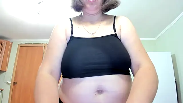 Snapshot of KATTYWARM_ chatting on 28, 11, 2025 KATTYWARM online show from 28, 11, 2025