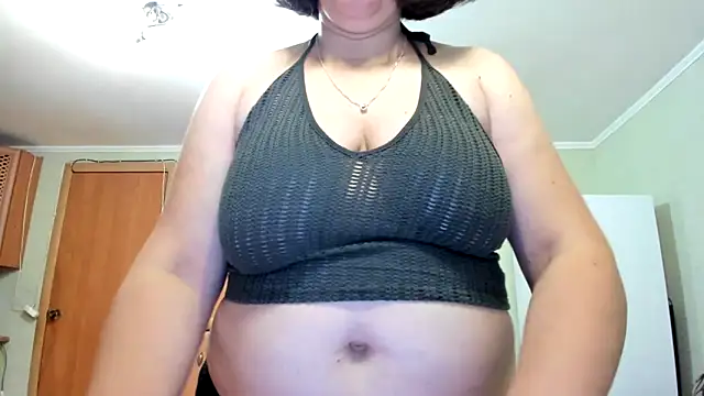 Snapshot of KATTYWARM_ chatting on 2, 11, 2025 KATTYWARM online show from 2, 11, 2025