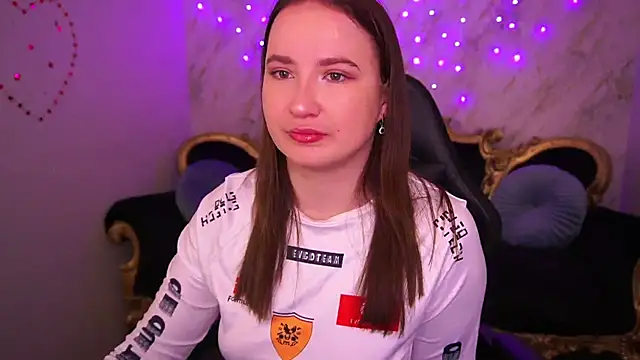 SofieBloom online show from 8, 3, 2026