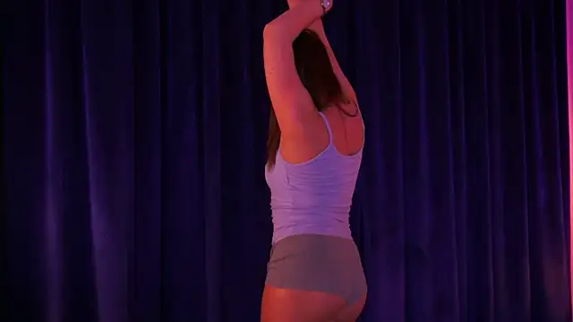 SofieBloom online show from 5, 5, 2026